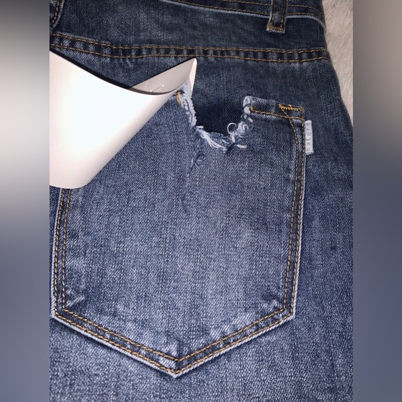 NATURE Women’s Distressed Cut-Out Shorts w/ Jean Made Belt Included Sz XS NWT - Picture 7 of 9